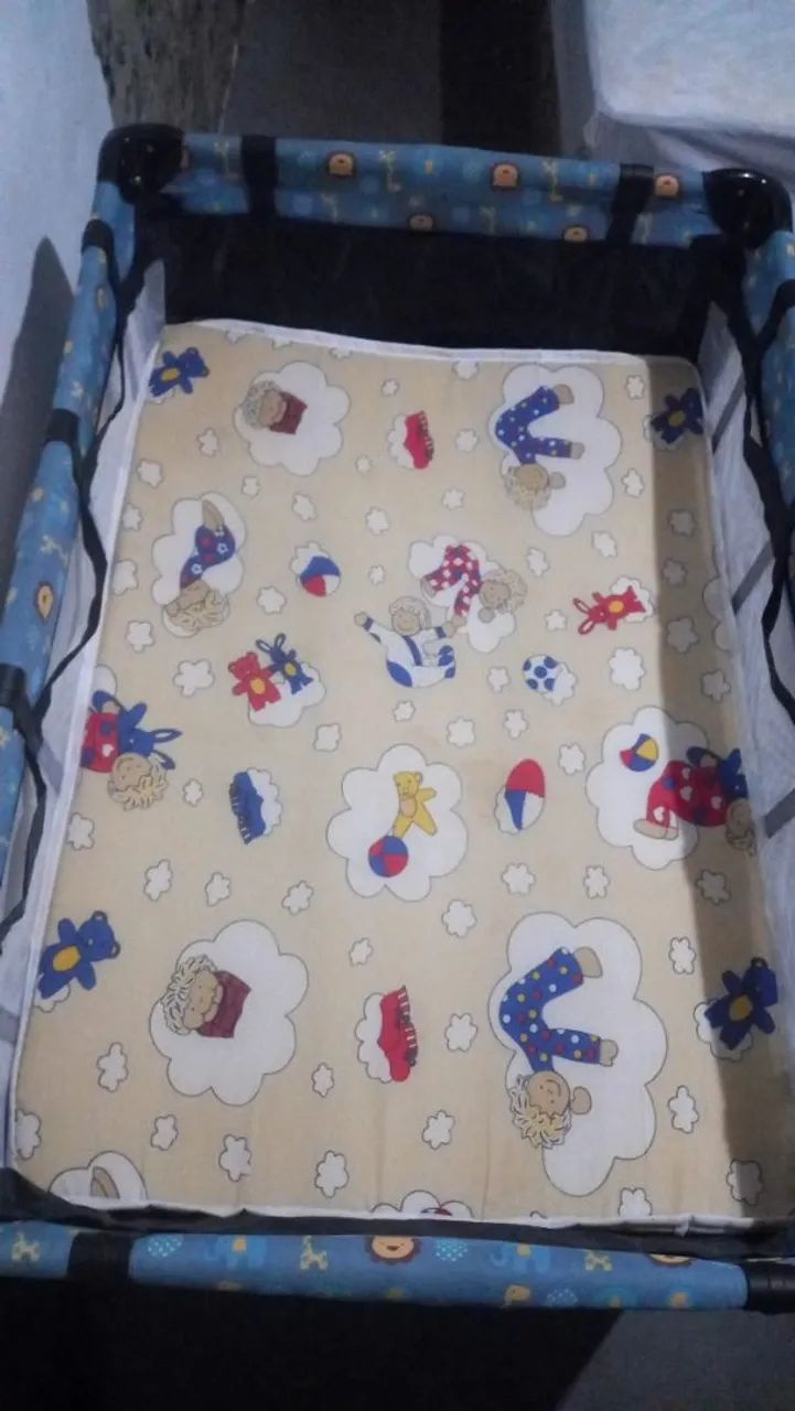 Berço portatil  Marca Cosco  - Foto 3