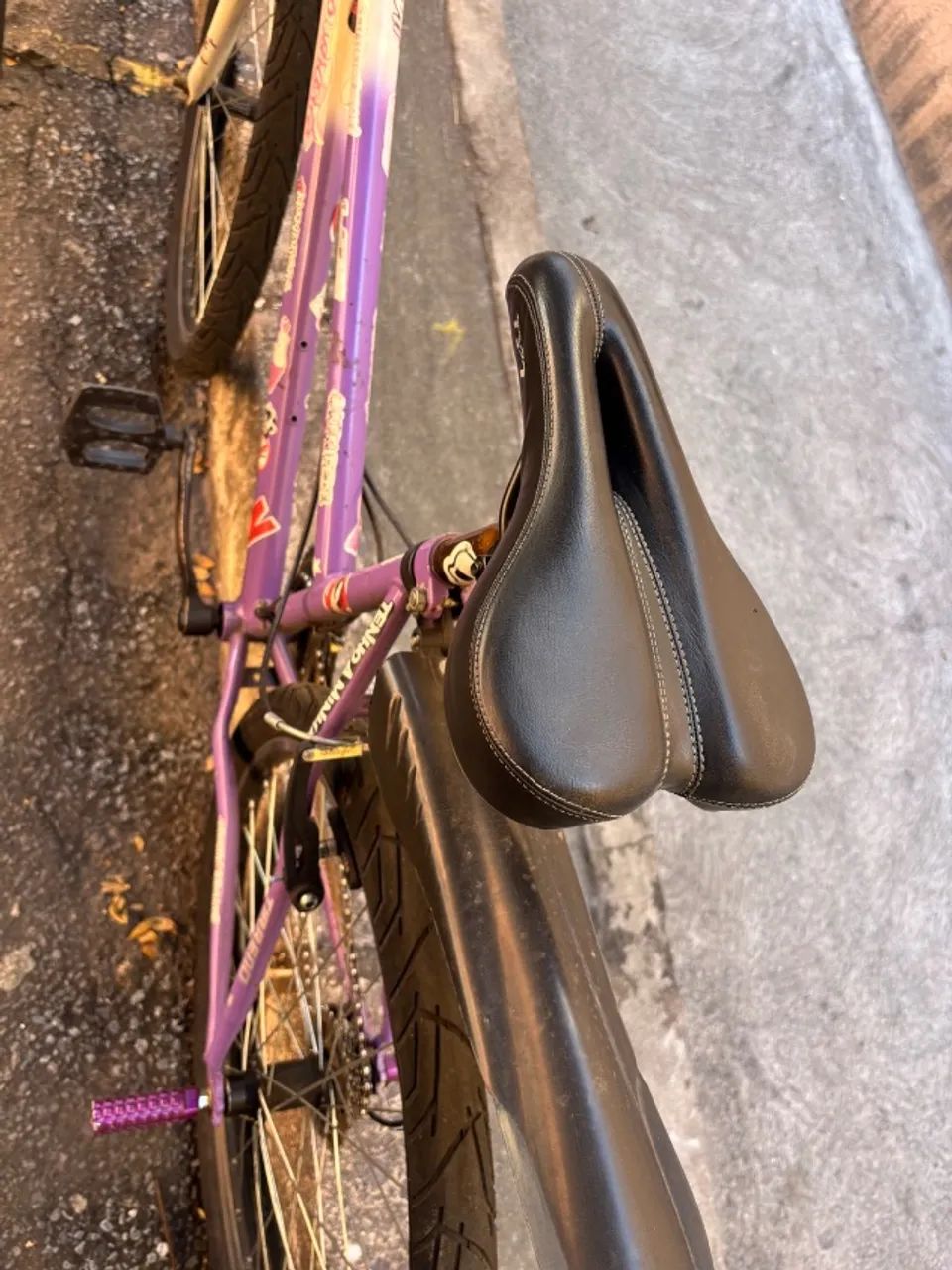 Bicicleta aro 26 em perfeito estado - Foto 3