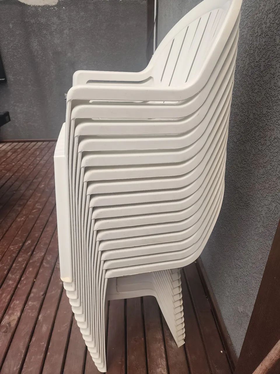 Cadeiras plásticas  - Foto 3
