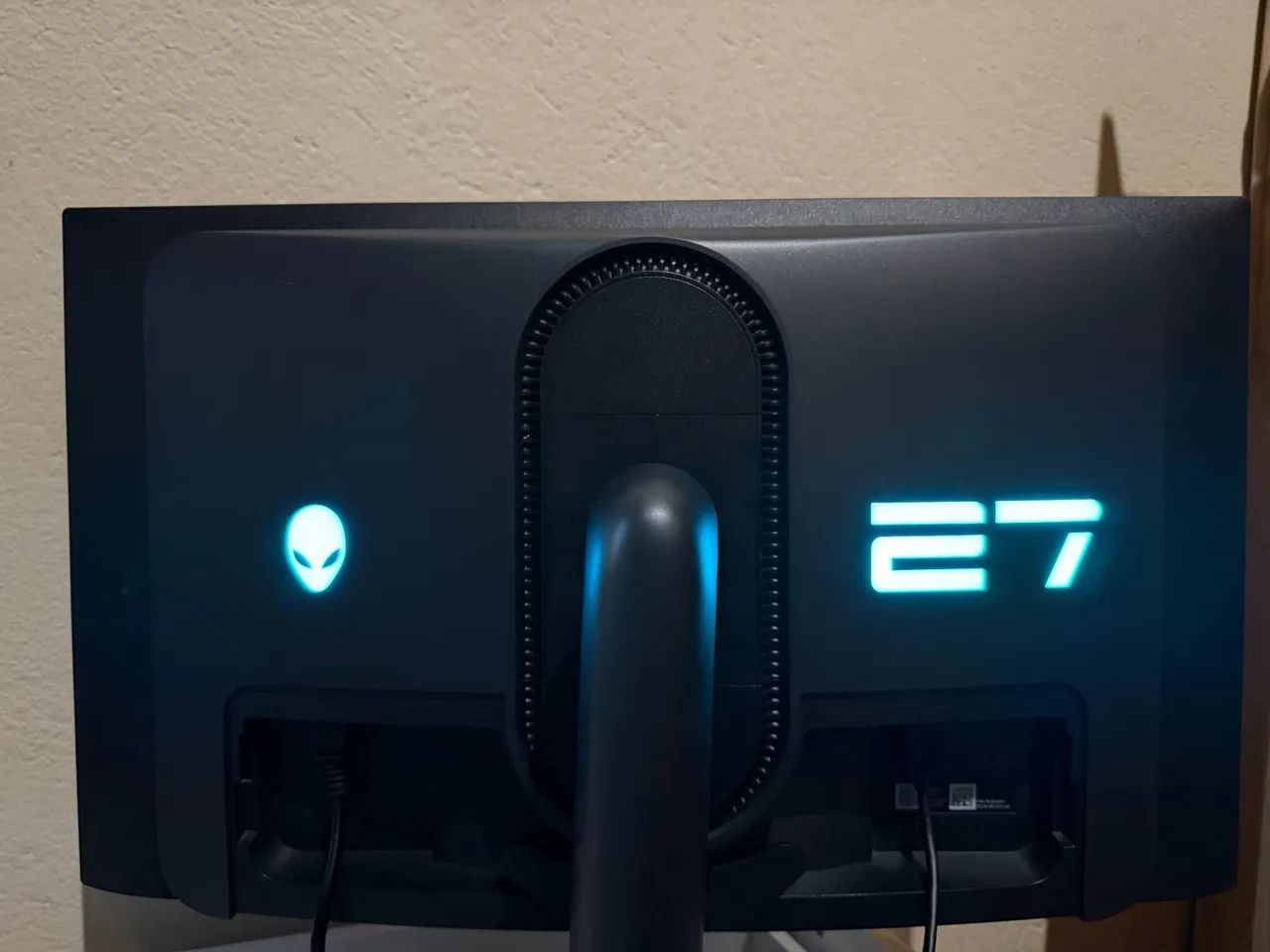 Monitor gamer alienware oled 360HZ - Foto 2