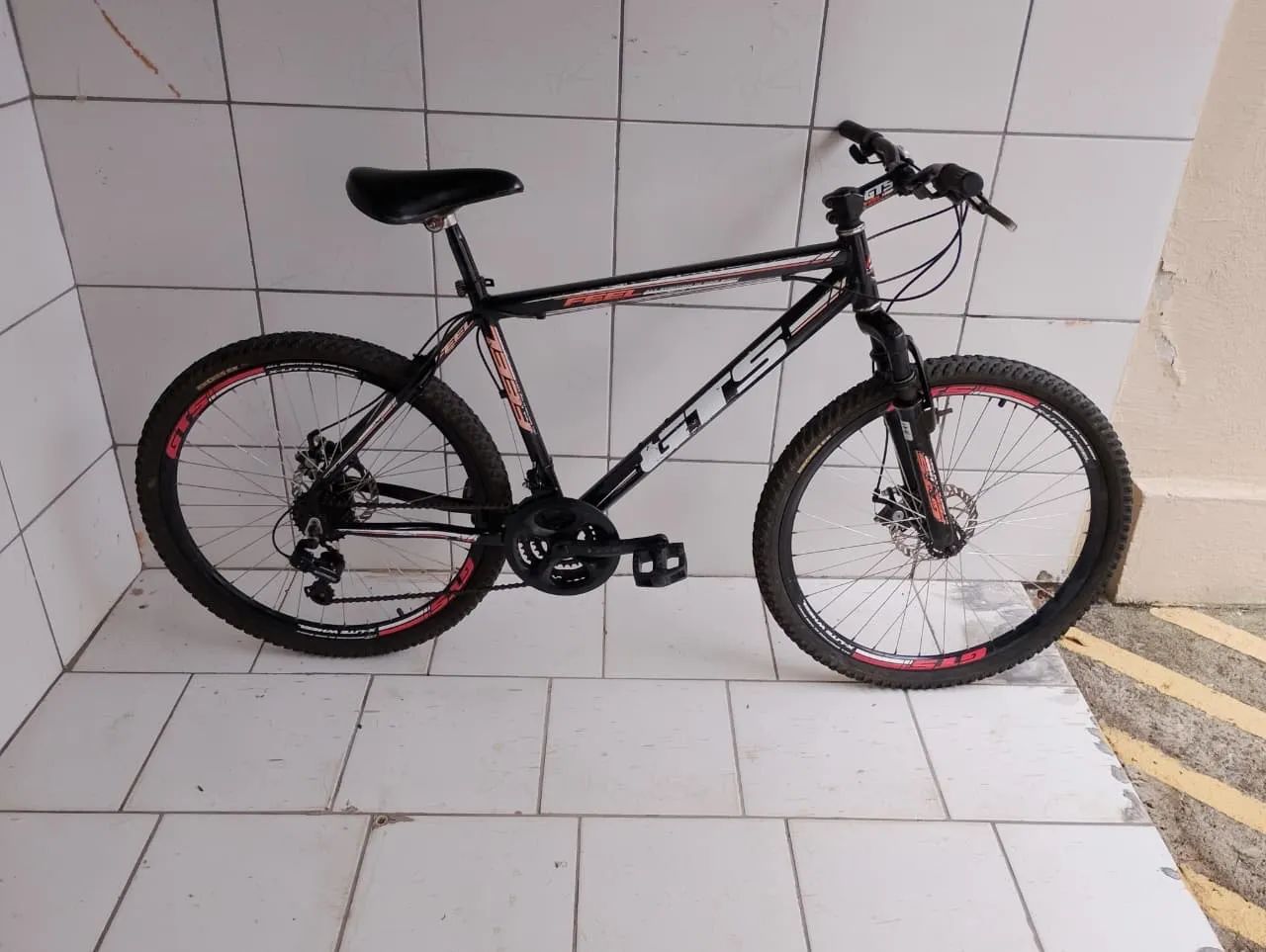 Bicicleta  - Foto 3