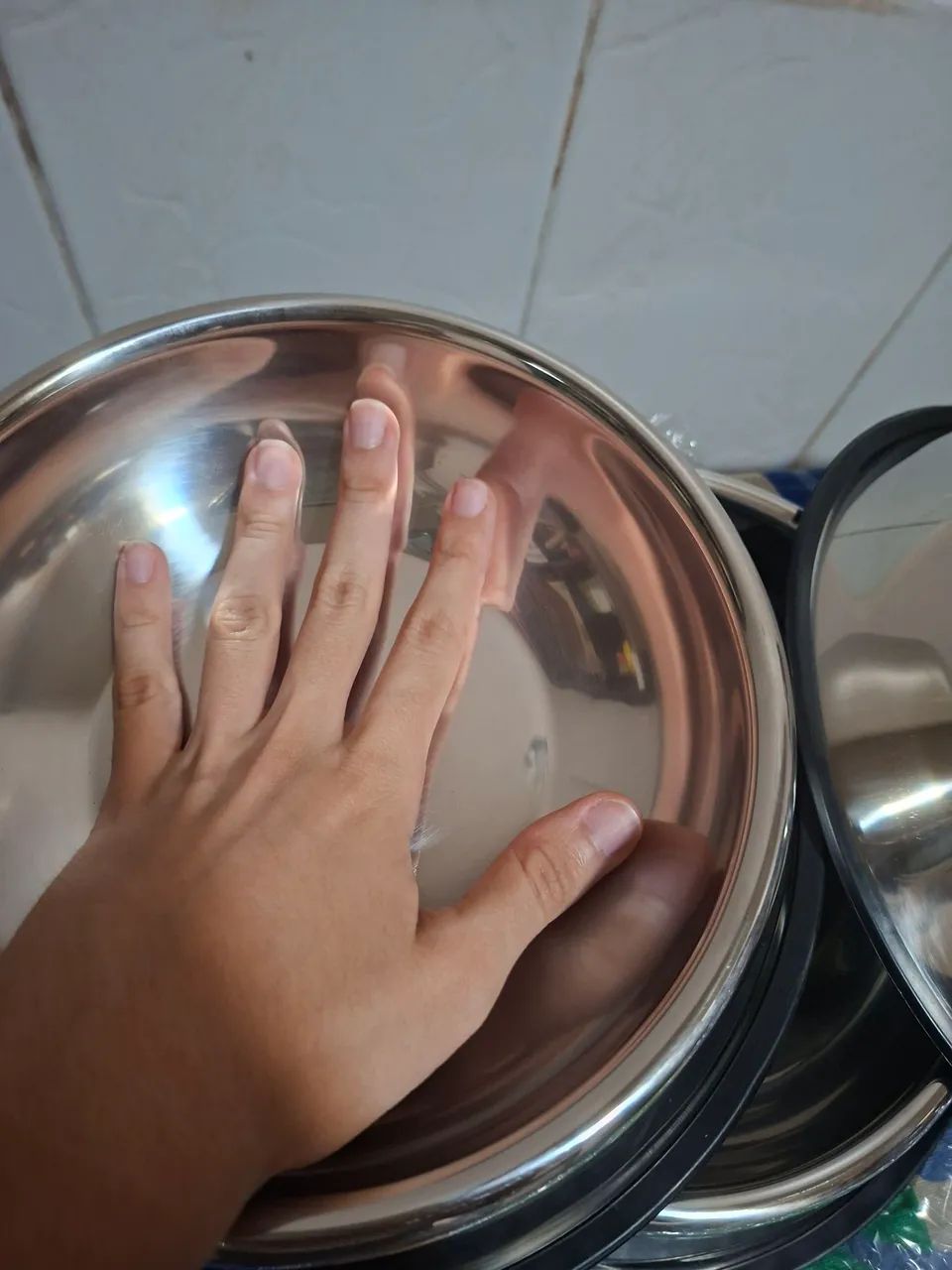 3 COMEDOUROS INOX 900ML - Foto 3