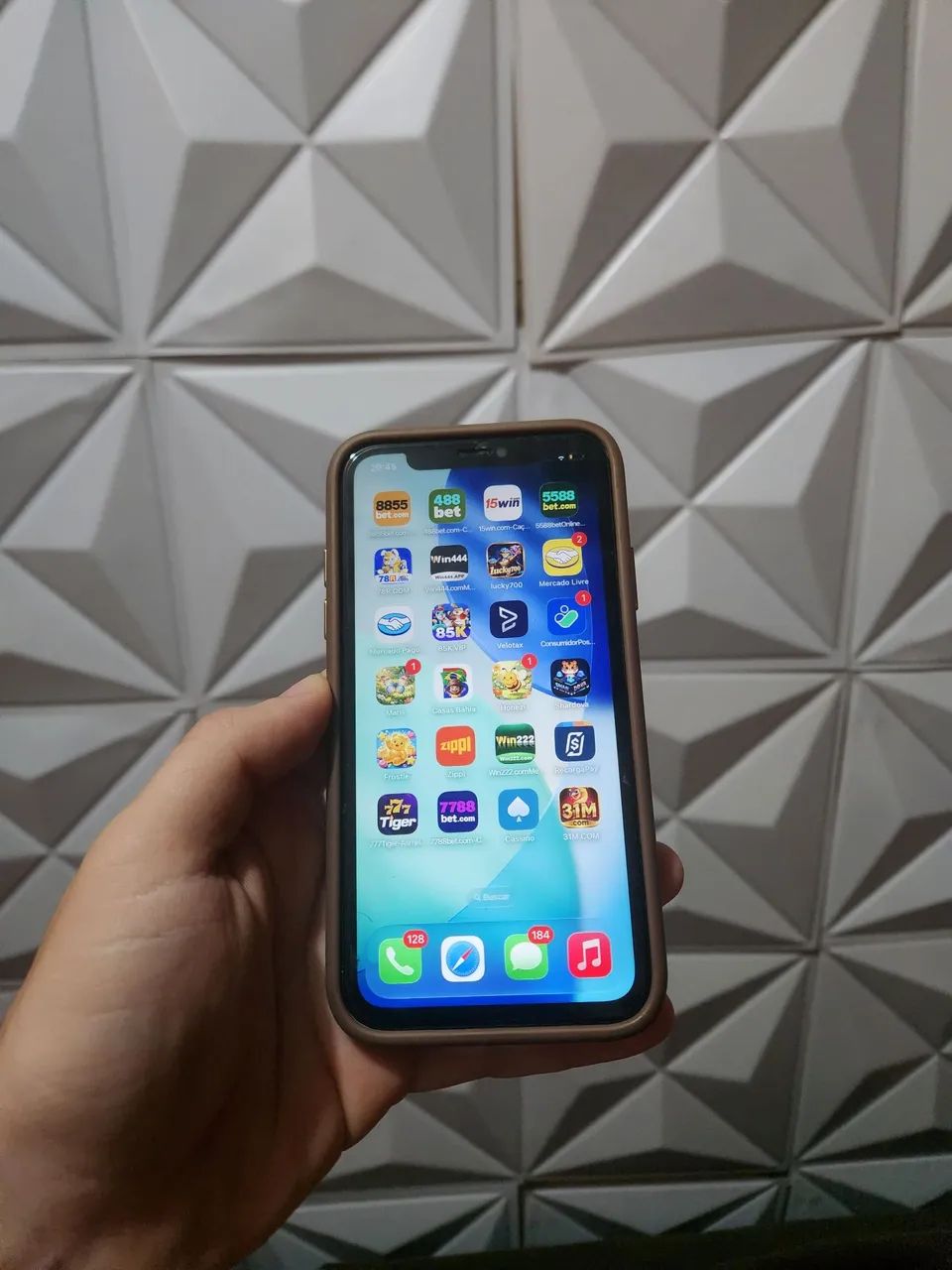 Iphone 11 branco - Foto 2