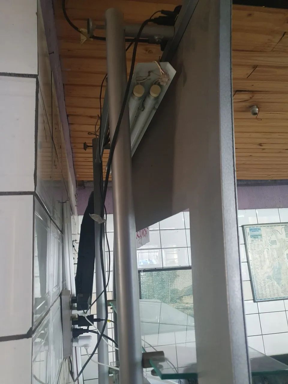 Estante com prateleiras para comércio.... - Foto 3