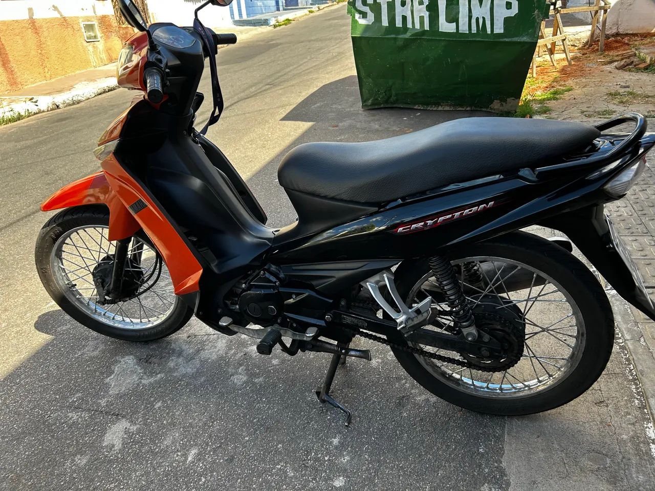 YAMAHA CRYPTON 2014 - Foto 3