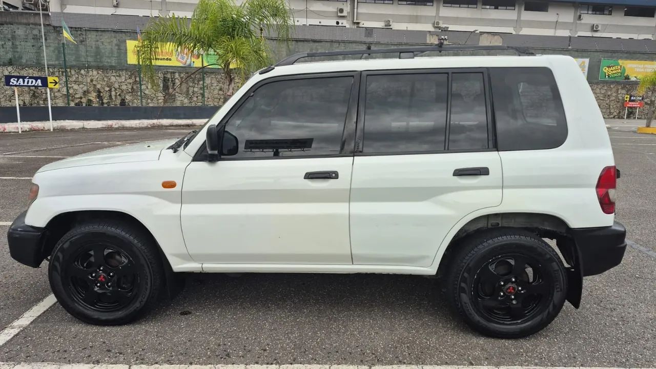 Mitsubishi Pajero IO Aut. 2001 - Foto 4