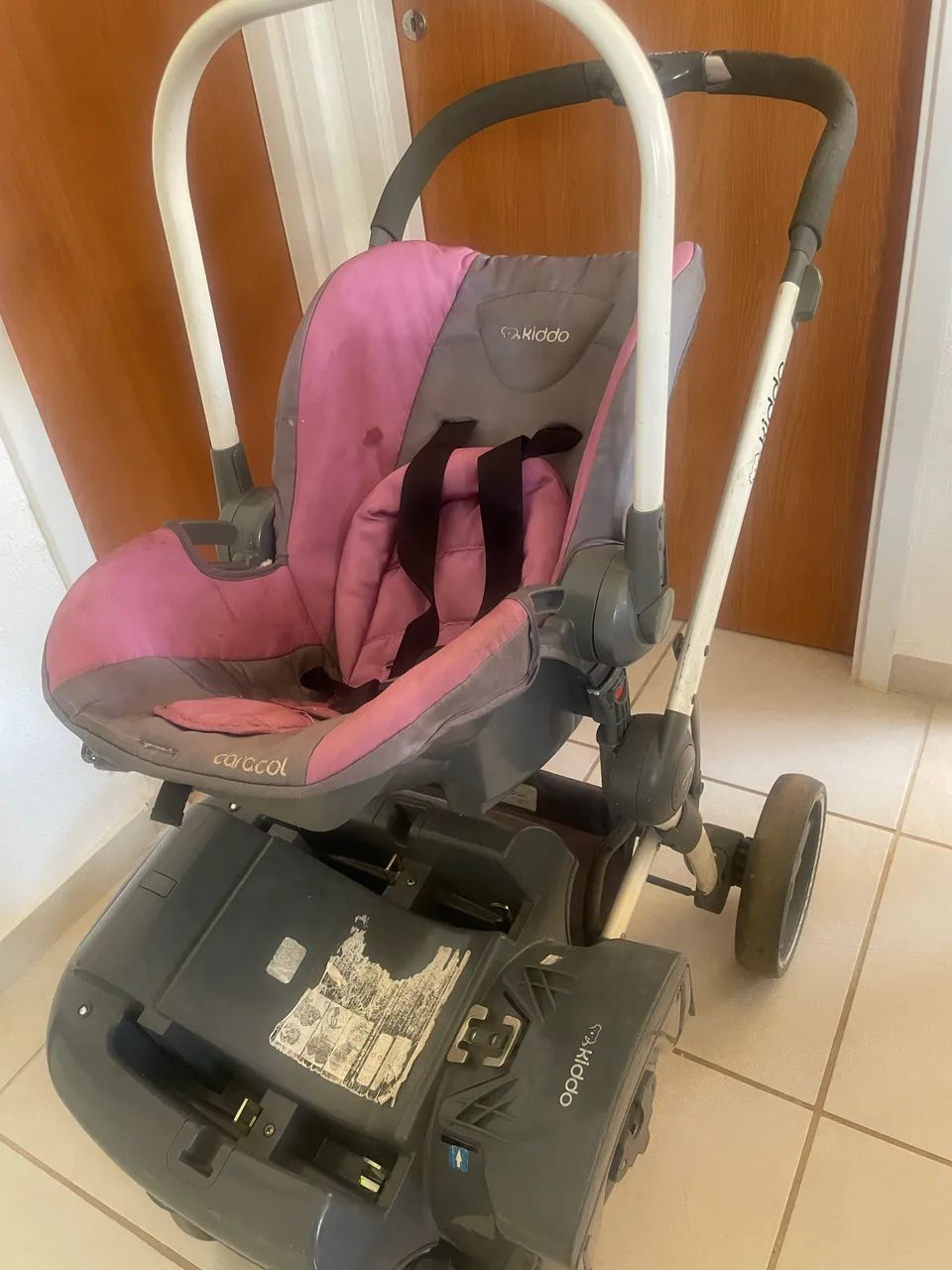 Kit Carrinho de Bebê com Bebê Conforto Kiddo - Foto 4