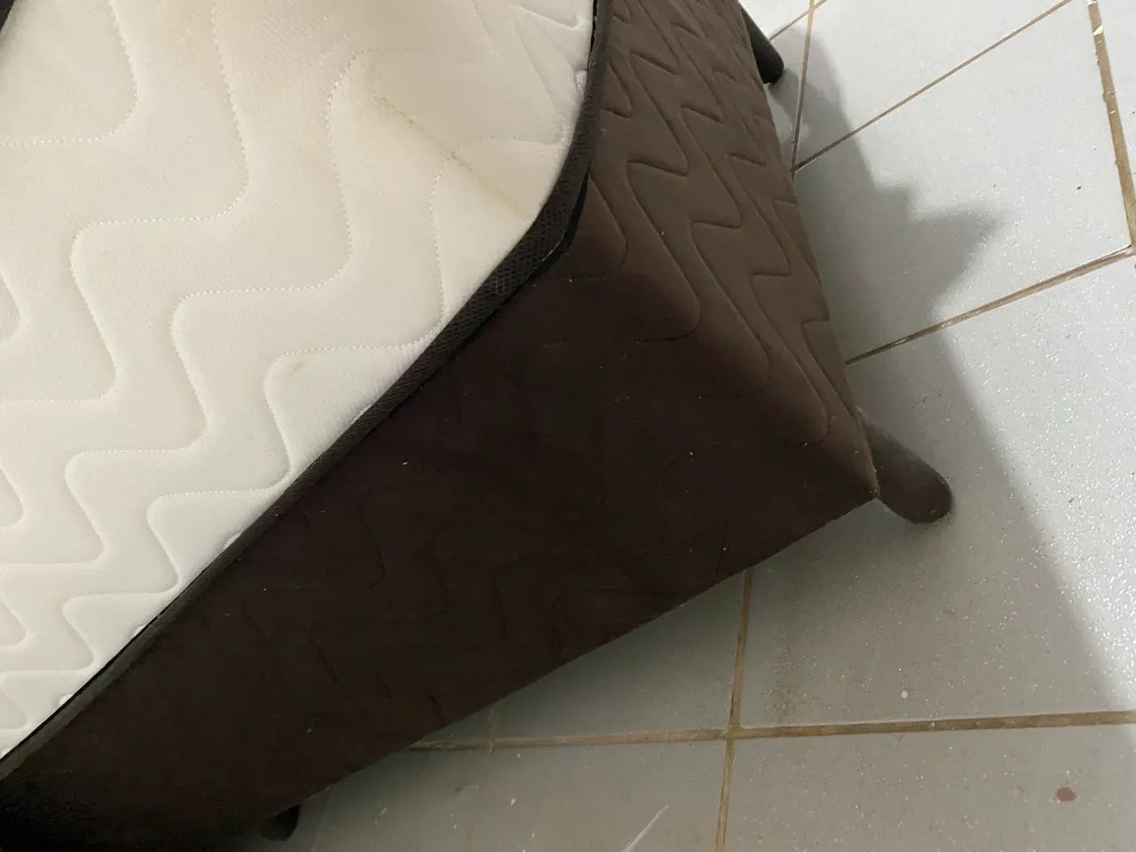 Vendo cama Box solteirão  - Foto 2