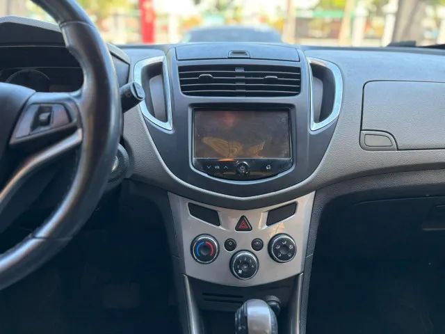 V - 2014 Chevrolet Tracker LTZ 1.8 16V Flex 4X2 Aut.  - Foto 9