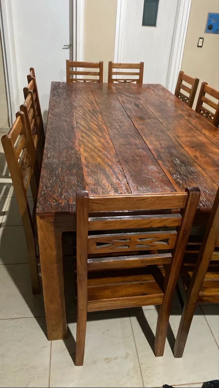 Mesa rústica com 10 cadeiras  - Foto 3