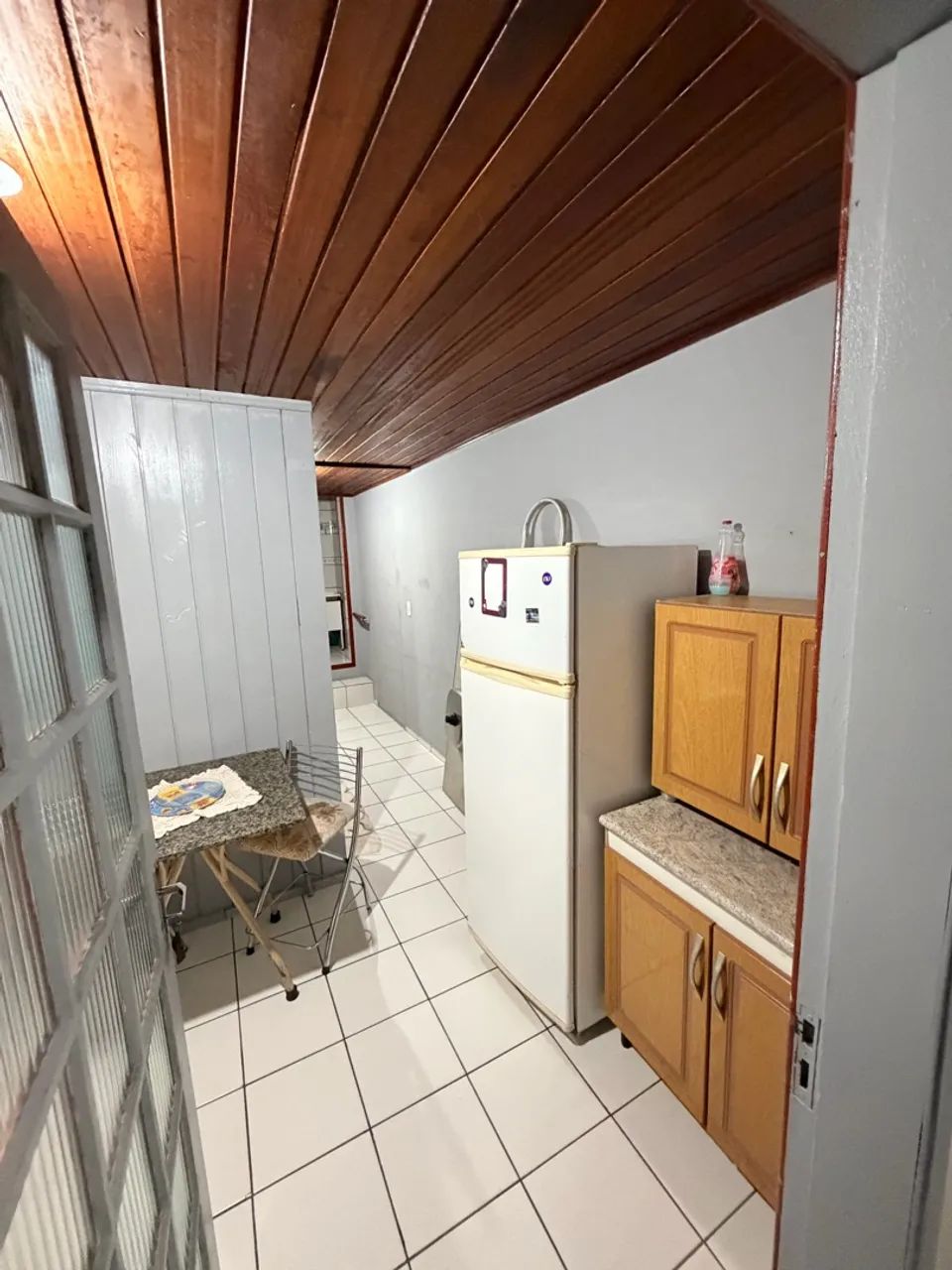 ALUGA-SE KITNET - EXCLUSIVAMENTE PARA MULHERES - Foto 2