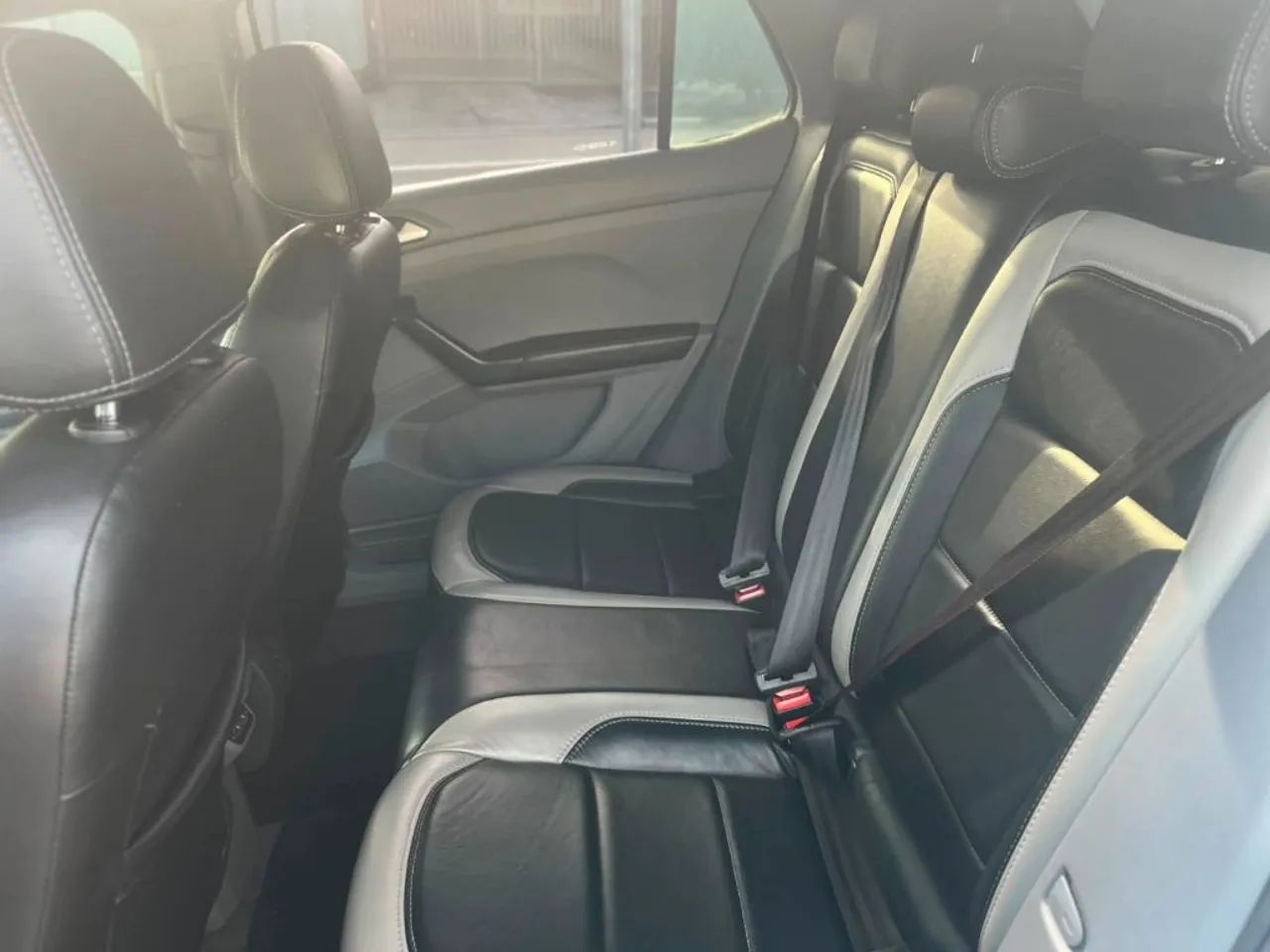 Volkswagen T-Cross 1.0 TSI Flex 12V 5P Aut., foto 8 de 9