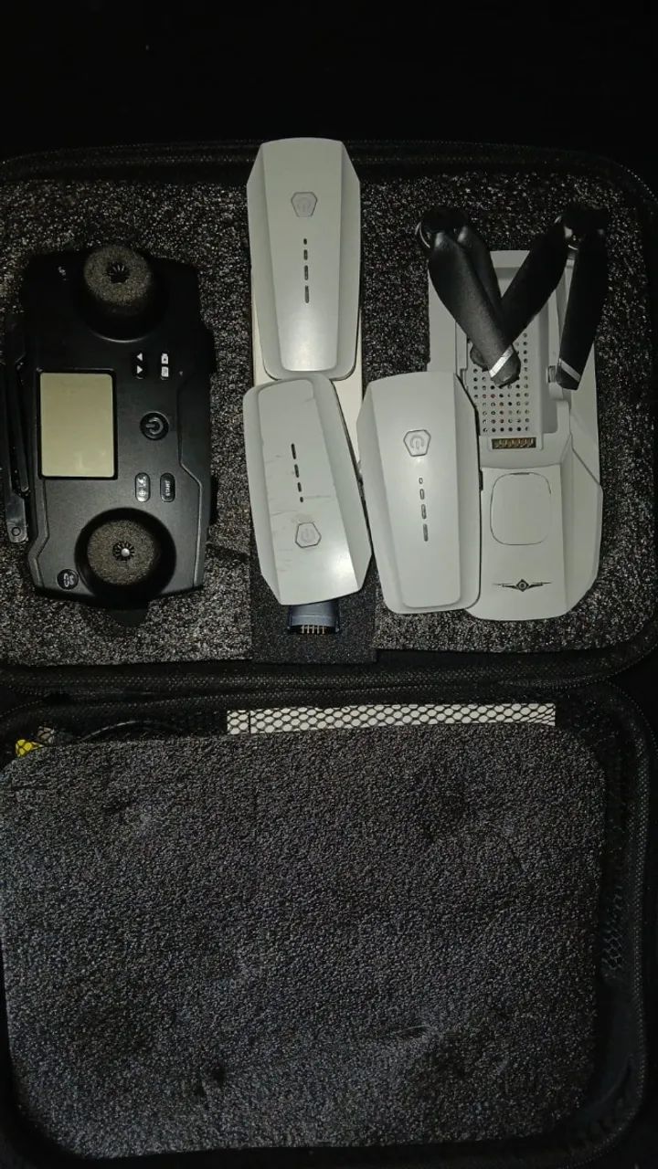 DRONE 5G , MARCA KFPAN  102, SENSOR DE OBSTACULOS, GIMBAL DE 2  EIXOS , 3 BATERIAS. - Foto 4