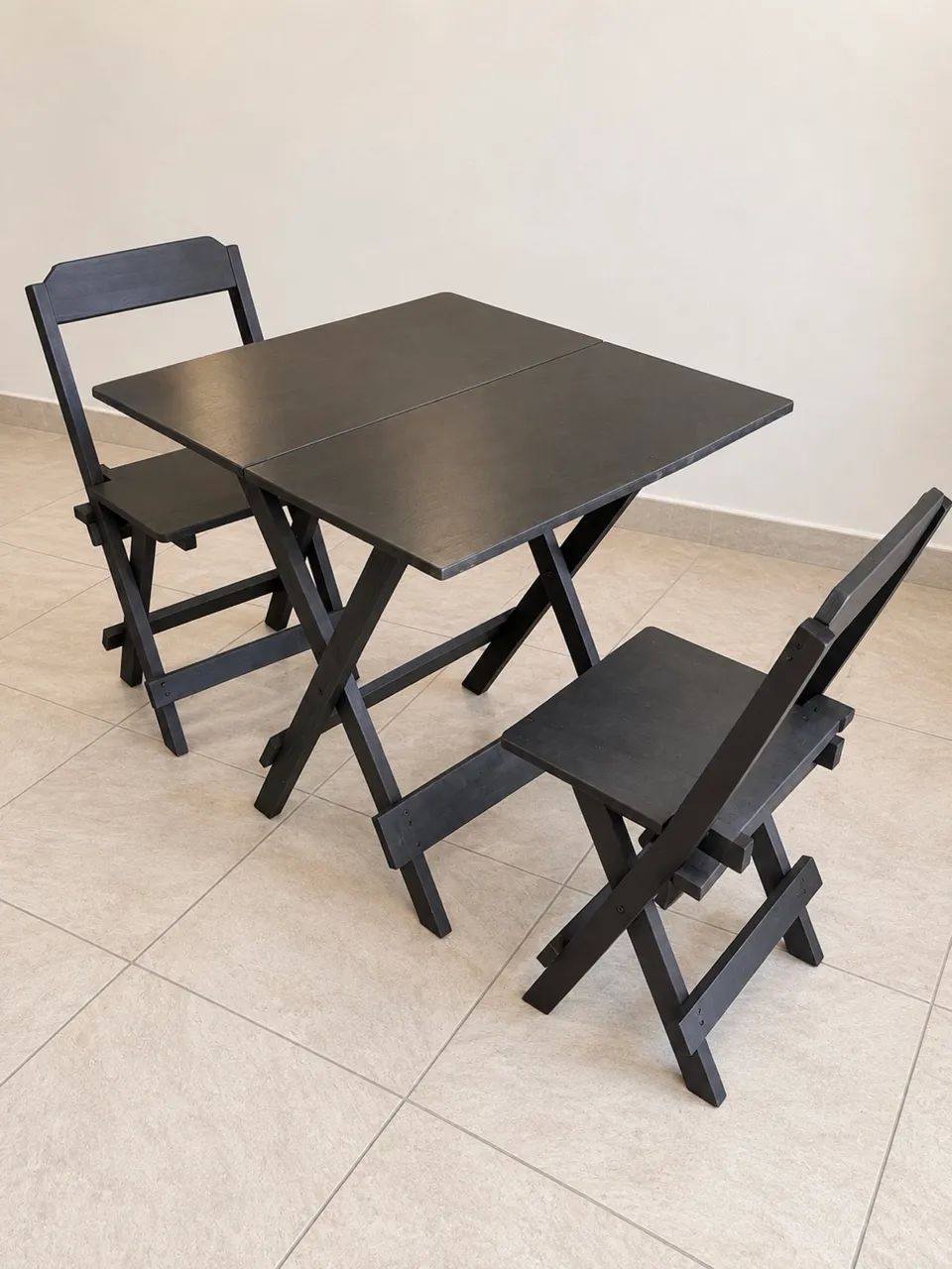 Mesa dobrável para bar ou estabelecimento 