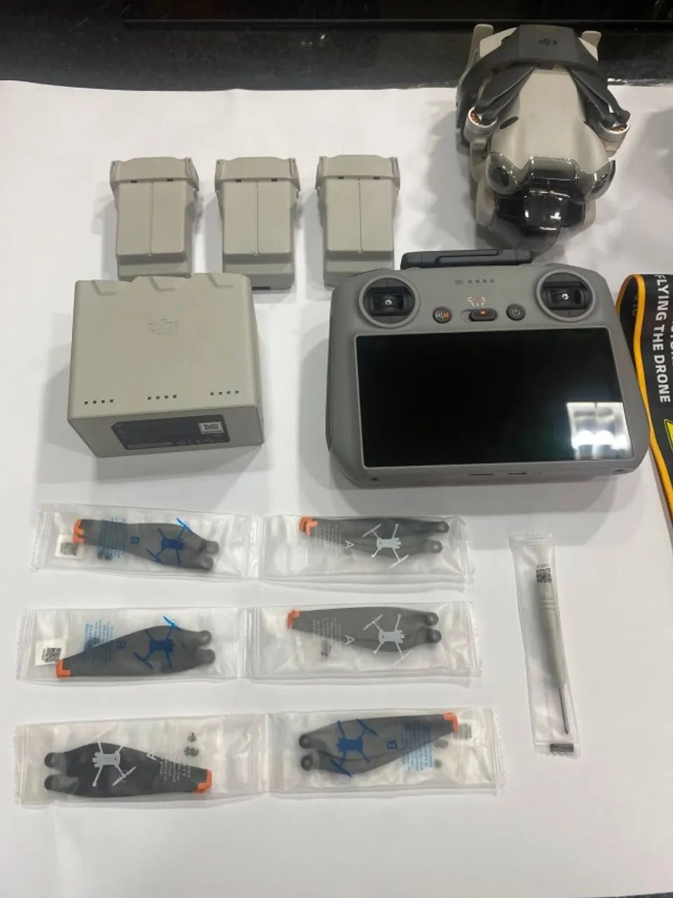Dji Mini 4 Pro Rc2 Fly More Combo 4k Cinza + Filtro Nd - Foto 2