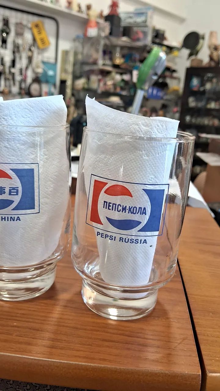 Pepsi Copos anos 80 Países ainda novos  - Foto 2