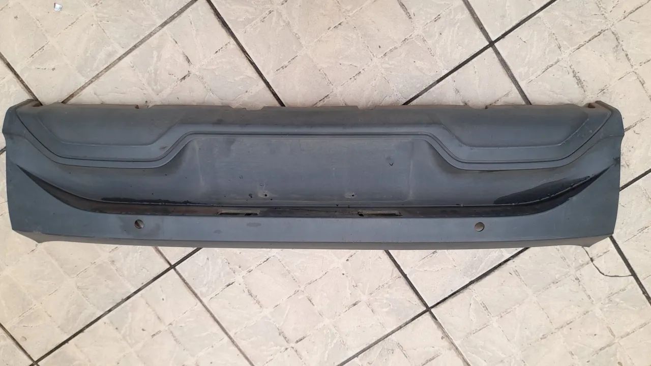 Parachoque traseiro Saveiro G9 2024 2025 2026 - Peças para carros