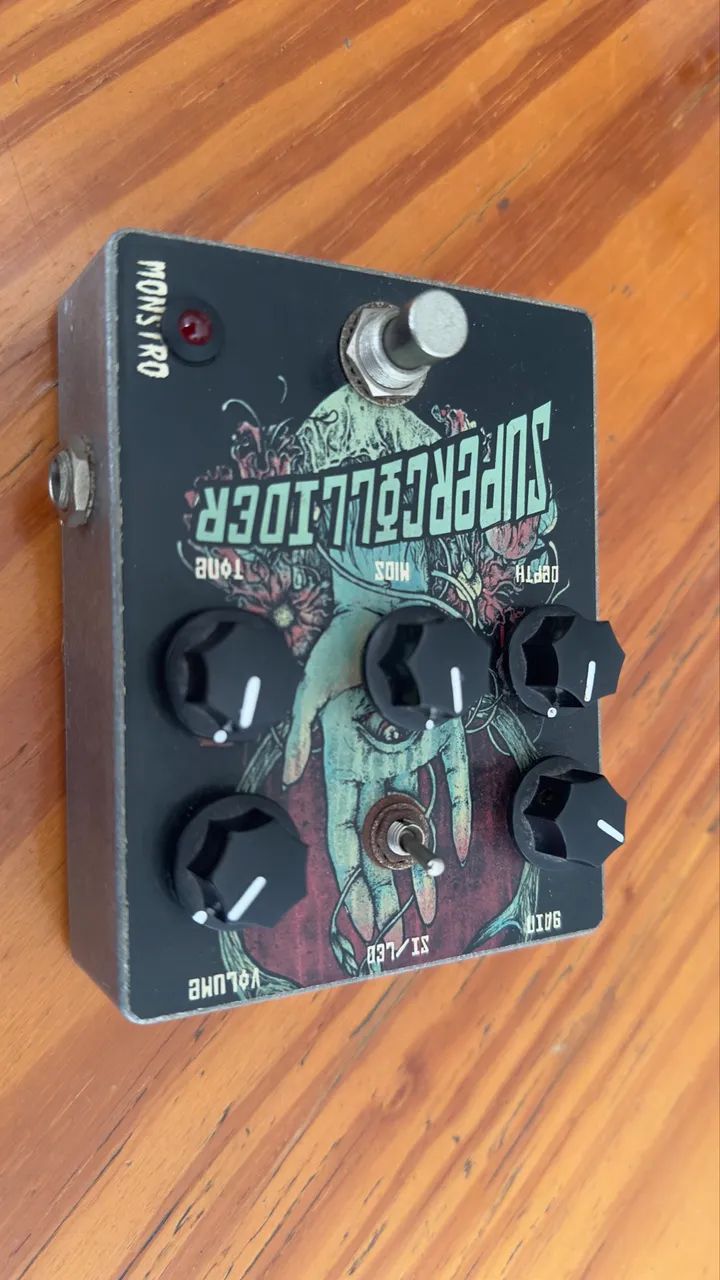 Pedal Fuzz Supercollider Monstro Effects - Foto 2