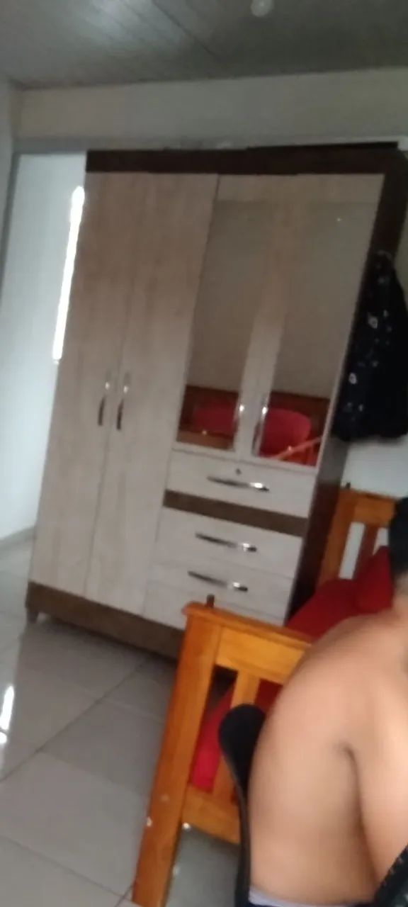 Guarda roupa solteiro 