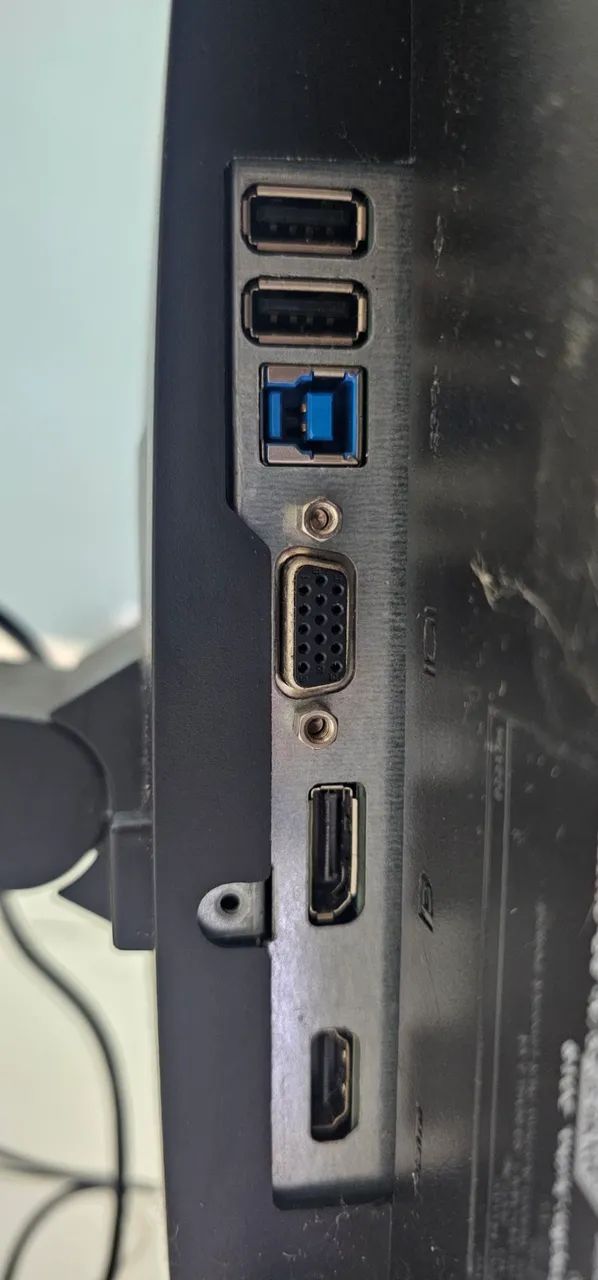Monitor Dell P2217H 22" Full HD  - Foto 5