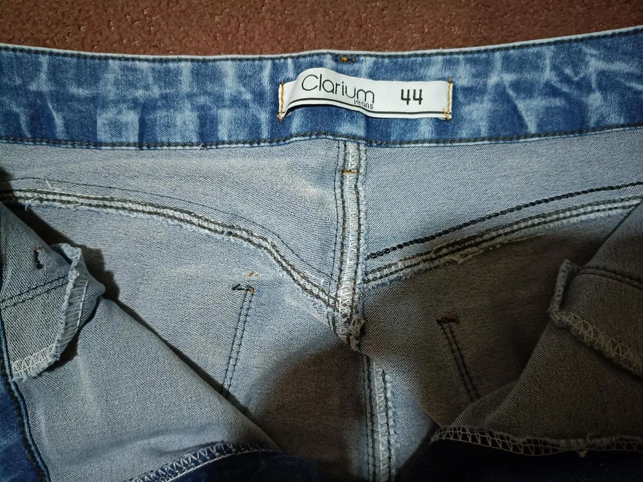 Linda saia jeans número 44 com elastano  - Foto 4