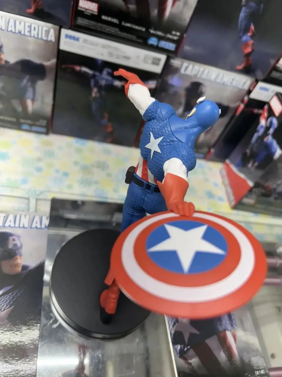 Action Figure Capitão América Marvel Luminasta - SEGA (Original) - Foto 3