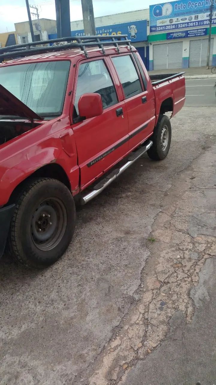 Mitsubishi L200 GLS 2.5 4X4 CD Diesel 2004