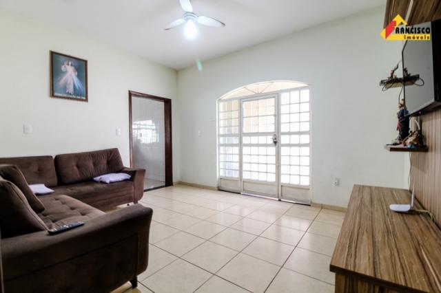 Casa residencial à venda, 3 quartos, 4 vagas, nações - divinópolis/mg - Foto 2