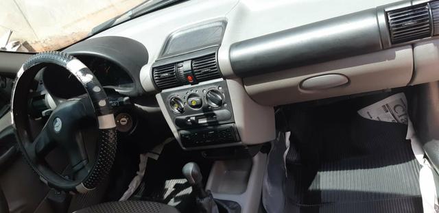 Vendo Um Corsa Classic 2010/2011 - Foto 6