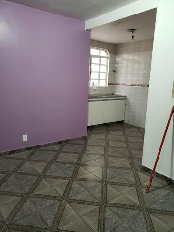 Alugo casa de andar parte de cima no p.sul 32 conjunto u