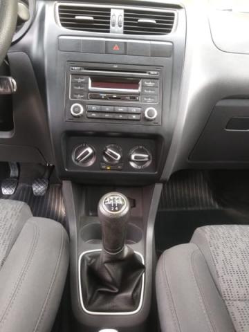 VOLKSWAGEN FOX 1.0 8V (G2) (TREND) 4P - Foto 5