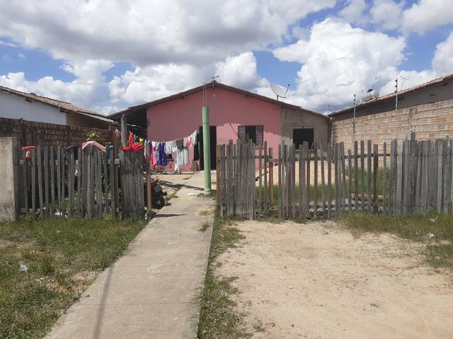 Troco casa em sitio