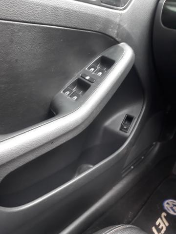 Jetta 2.0 automático. teto solar. Pra pessoas exigentes - Foto 9