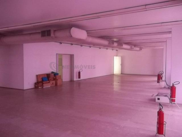 Salão com Área Total de 261 m² para Aluguel no Comércio ( 688043 ) - Foto 2