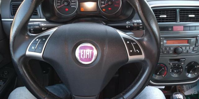 Fiat Punto Essence 1.6 - 16V, completo, IPVA pago - Foto 7