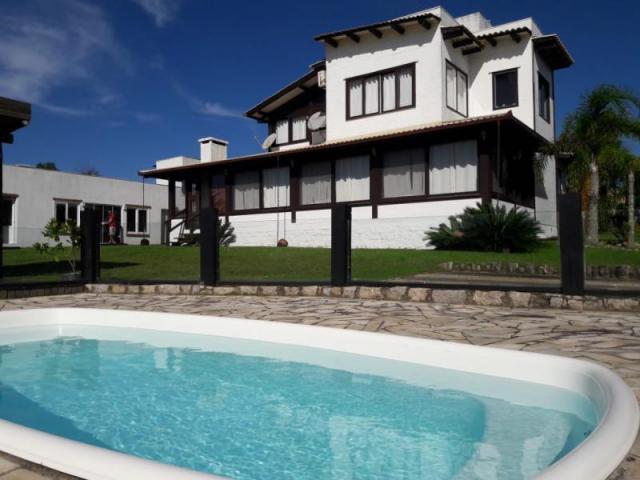 Casa para Venda em Imbituba, PRAIA DO ROSA, 3 dormitórios, 1 suíte, 2 banheiros, 3 vagas