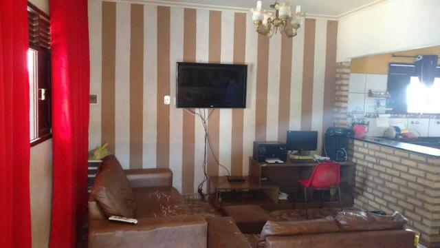 Ótima Casa com piscina e Ponto Comercial - Foto 4