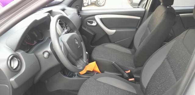 Duster Expression 1.6 automática 2019(de R$ 63990,00 por R$ 59990,00) - Foto 12