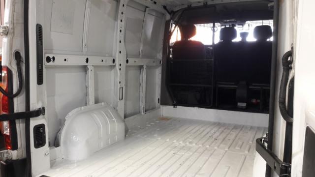 RENAULT MASTER 2.3 FURGAO L1H1 16V TURBO INTERCOOLER DIESEL 4P MANUAL. - Foto 8
