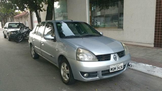Renault Clio sedan