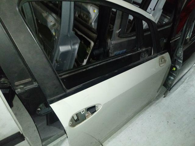 Porta punto dianteira direita