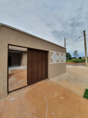 Casa de 3 Quartos- Lote de 275 M² - Bairro das Indústrias - Centro de Senador Canedo