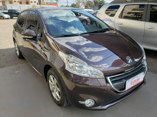 Peugeot 208 Active Pack 1.5 - Foto 2