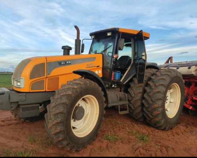 TRATOR VALTRA - Foto 2