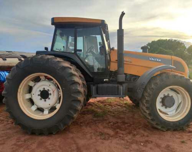 TRATOR VALTRA - Foto 5