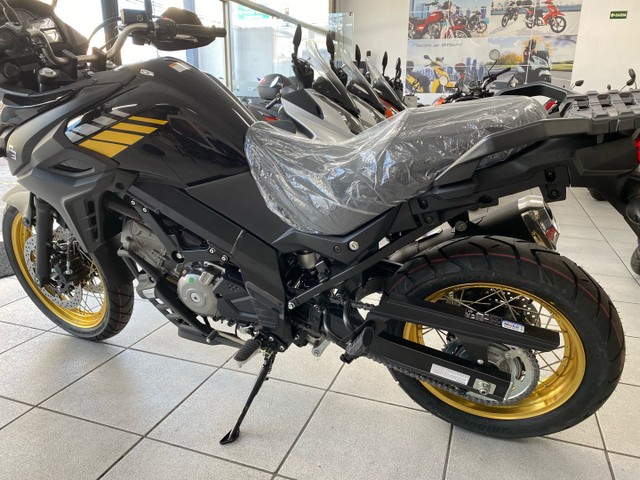 SUZUKI V-STROM 650 XT 2022