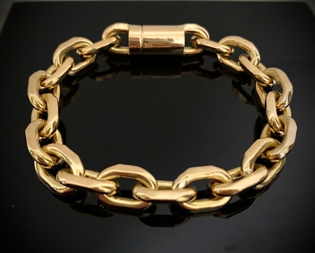 Pulseira  em ouro 18k 70 gramas Maciça 