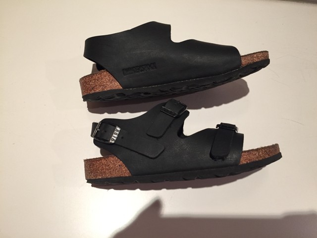 Sandália Birkenstock preta infantil  - Foto 2