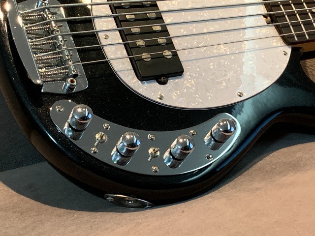 music man stingray 5 olx