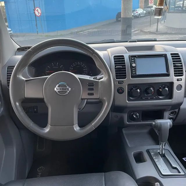 Nissan Frontier SEL 4x4 2.5 16V (cab. dupla)